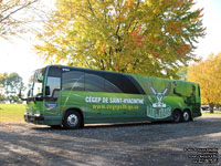 Orleans Express 6104 - 2011 Prevost X3-45 - Laur�ats de St-Hyacinthe